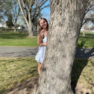 Meet your Posher, Alexis